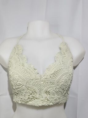 Lined Crochet Lace Padded Bralette Top in Light Mint Green - Large